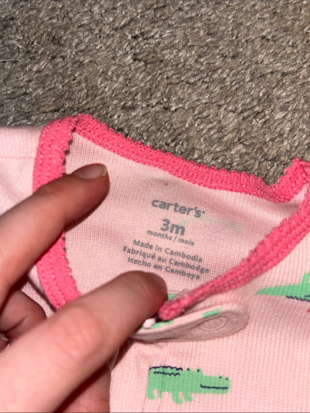 💖 Carter’s Ribbed Onesie - Picture 6 of 9